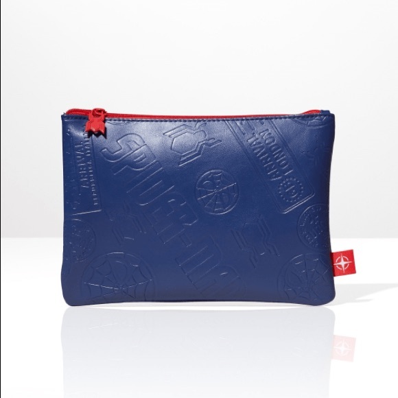 Spiderman Other - NEW Limited Edition Spider Man Mask Amenity Set